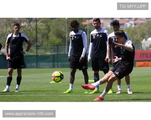 布雷斯特俱乐部新赛季目标明确 引援动作积极力争突破中游位置