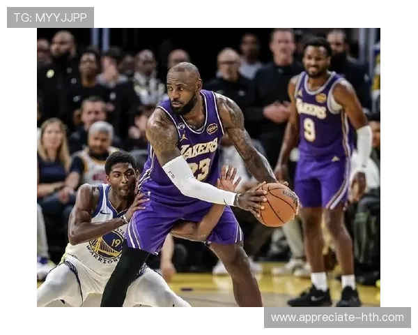 湖人逆转勇士詹姆斯关键时刻爆发全场球迷沸腾见证经典对决