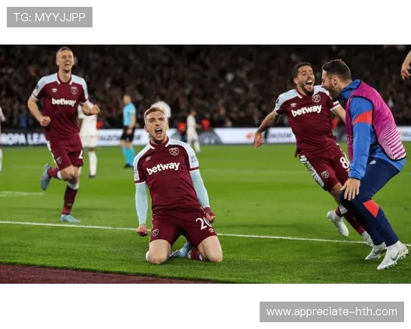 西汉姆联俱乐部：从伦敦东区到英超舞台的辉煌与挑战